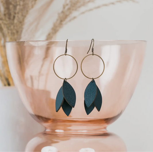 Tiny Leaves Hoops