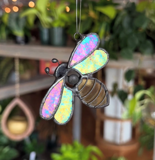 Bee suncatcher