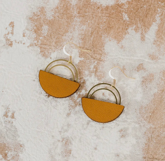 Double Arc Hoops - Apricot