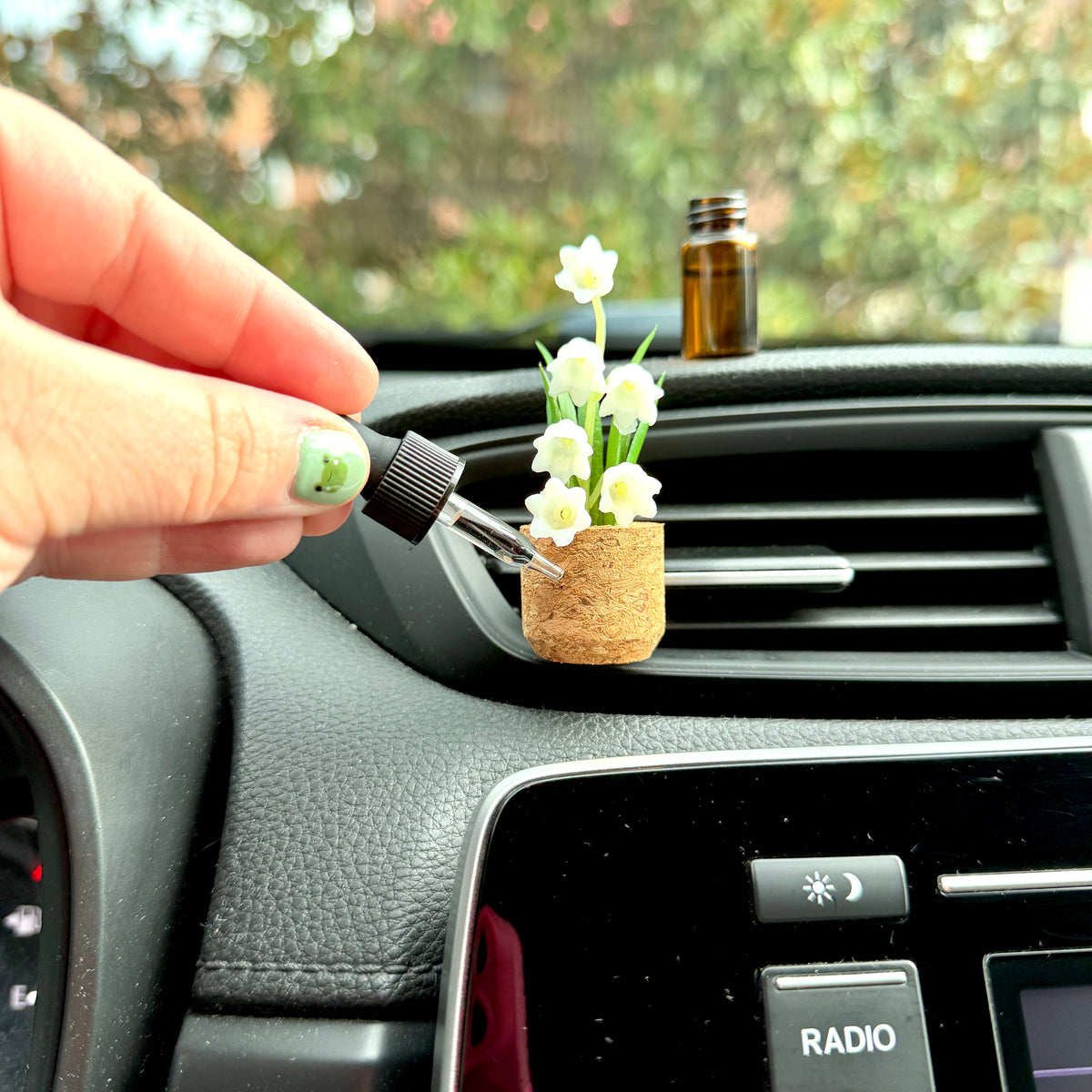 Lily of the Valley | Plant Car Diffuser